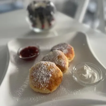 מלון Madison בוקובל